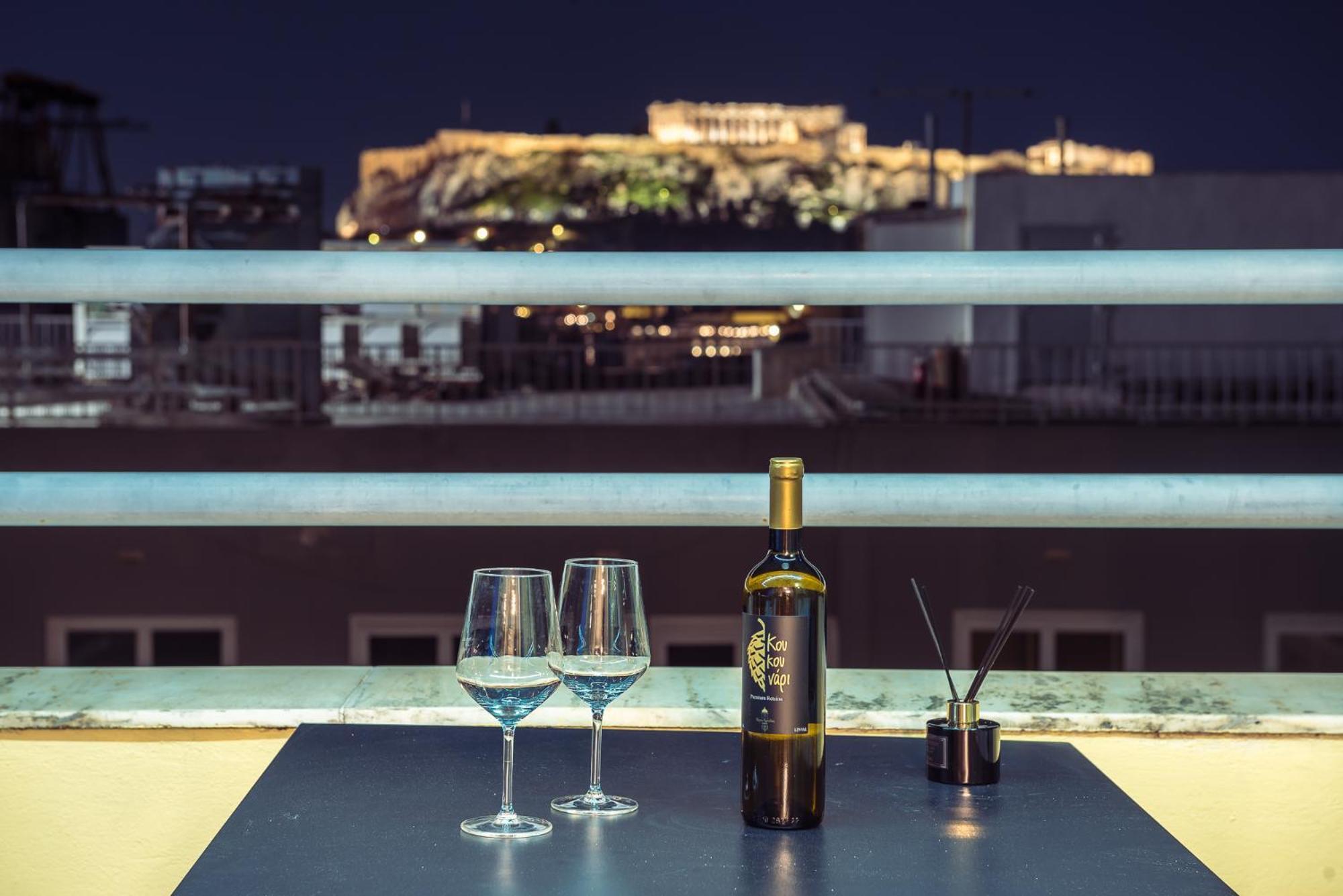 Acropolis View Mini Sky Suite & Hot Tub Athen Exterior foto