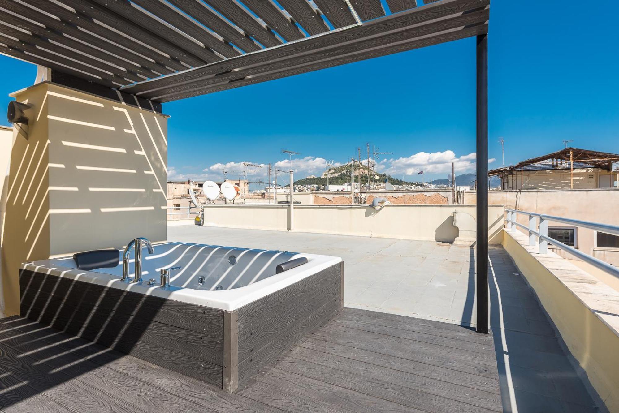 Acropolis View Mini Sky Suite & Hot Tub Athen Exterior foto