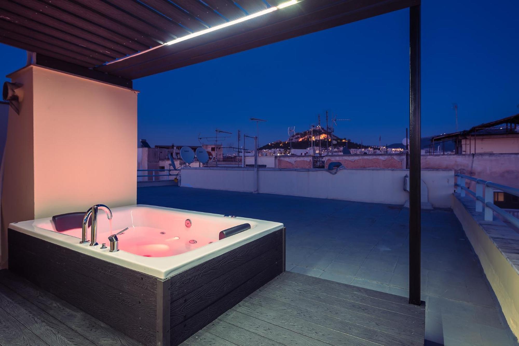 Acropolis View Mini Sky Suite & Hot Tub Athen Exterior foto